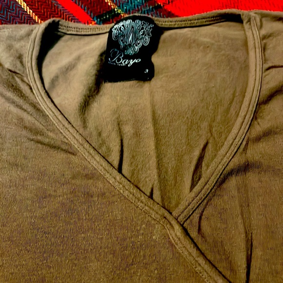 T shirt with detachable strings - Picture 5 of 5